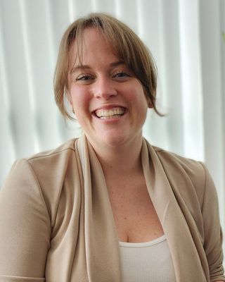 Photo of Samantha Black, MPS, MTS, BSc, Registered Psychotherapist (Qualifying)