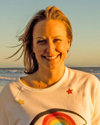 Photo of Elizabeth D Winkler, Marriage & Family Therapist in Beverly Hills, CA