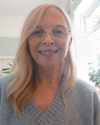 Photo of Louise Diffey, Counsellor, MBACP