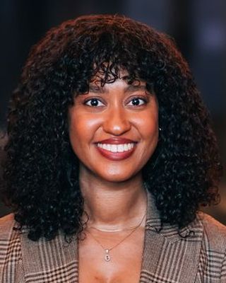 Photo of Yaritza Waddell, Psychologist, PsyD