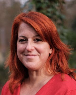 Photo of Laura Middleton, Counsellor, MSc, MBACP