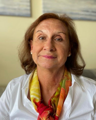 Photo of Ana Maria Calvet, Licensed Mental Health Counselor, LMHC