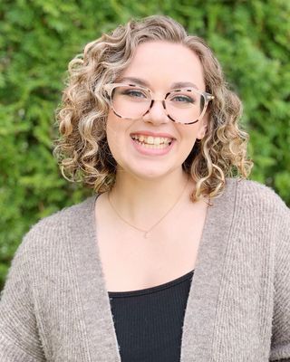 Photo of Jane Kloosterhof, Pre-Licensed Professional