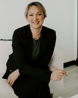 Photo of Jennifer den Ouden, Counsellor, CCC, MA