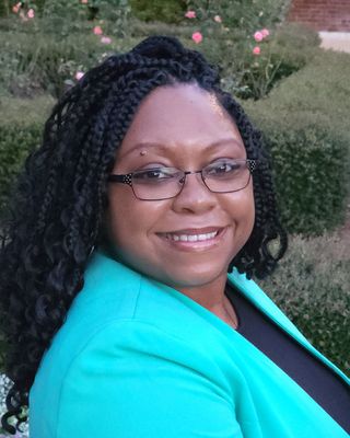 Photo of Shezada Holland, Pre-Licensed Professional