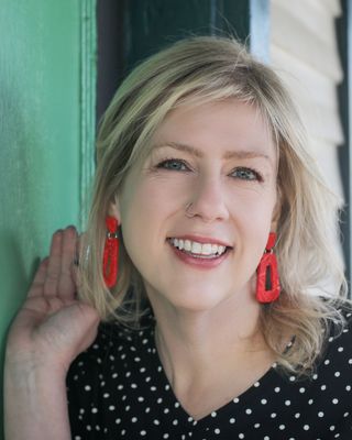 Photo of Dr. Crystal Broussard, Clinical Social Work/Therapist, PhD, LICSW