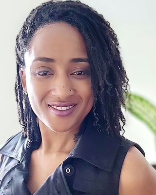 Photo of Erica Thompson, Clinical Social Work/Therapist, LISW, MA