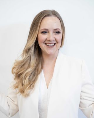 Photo of Dr. Jenna Mountain, Licensed Professional Counselor, PhD, LPC, CST, EMDR, ART