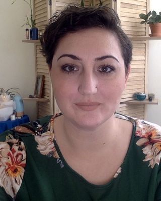 Photo of Dr. Hannah Joharchi, Psychologist in Los Altos, CA