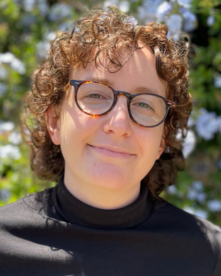 Photo of Nicole Snyder, Marriage & Family Therapist Associate in Mid Wilshire, Los Angeles, CA