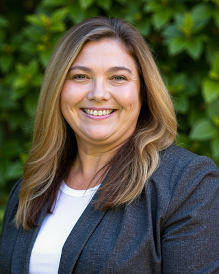 Photo of Gelana McCloud, Licensed Clinical Professional Counselor, MS, LCPC, NCC, CCTP