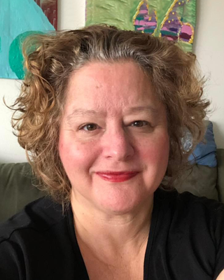 Photo of Eve Brownstone, Counselor, LCPC