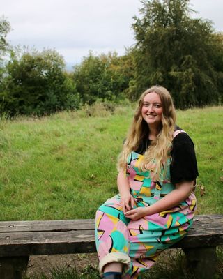 Photo of Lisa Dixon, Counsellor, MBACP