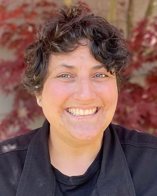 Photo of Nicola Miller, Clinical Social Work/Therapist, MSW, LICSW