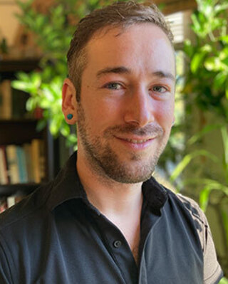 Photo of Alex Newman, LMHC, Counselor in Cambridge