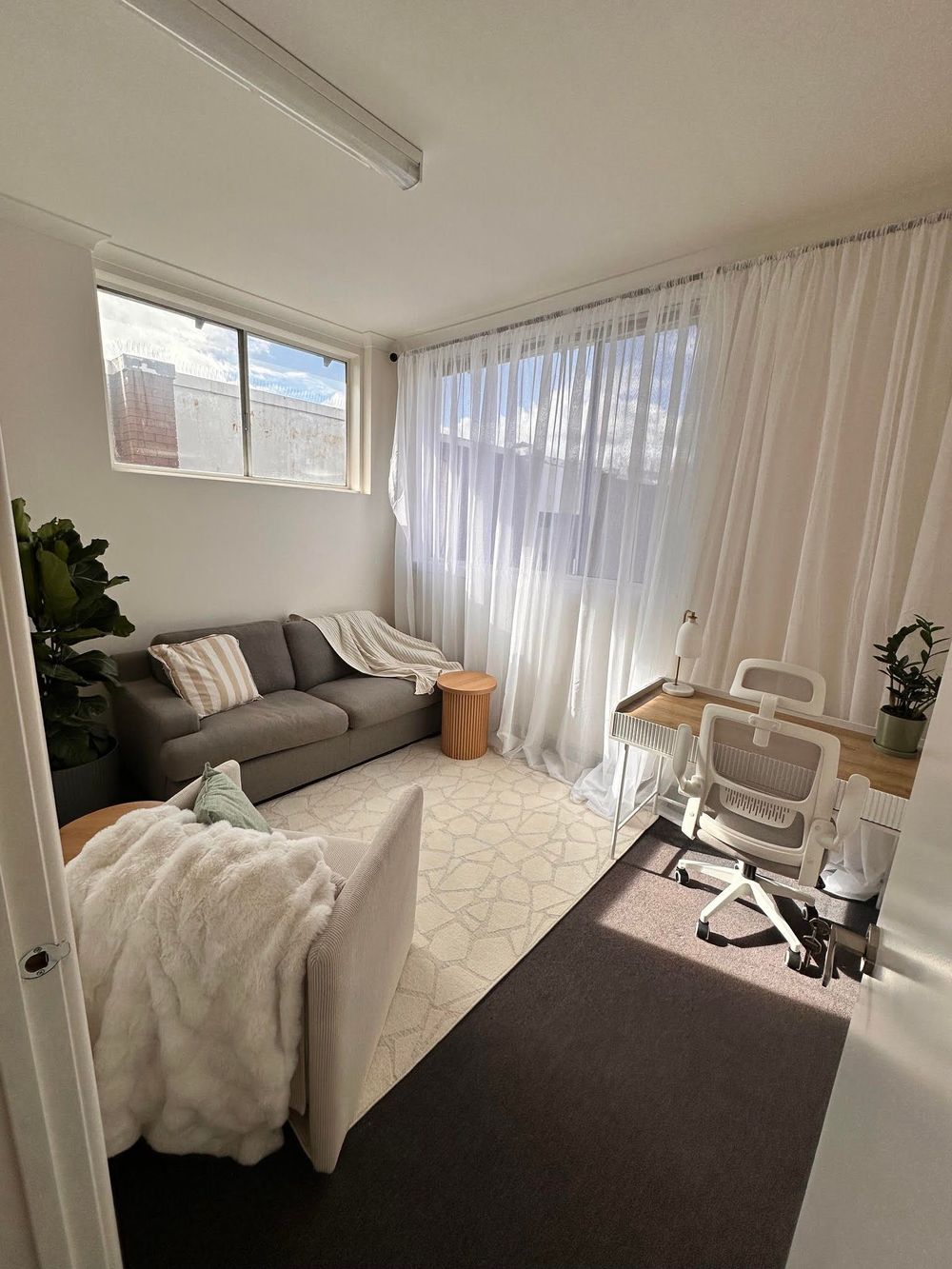A calm, welcoming therapy space designed to help you feel comfortable, supported, and safe to explore your mental health needs.