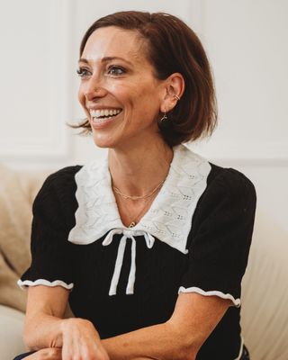 Photo of Sophie Barwick, Psychotherapist, MA, HCPC-Art Therap.