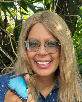 Photo of Veronica Esqueda, Clinical Social Work/Therapist, LCSW