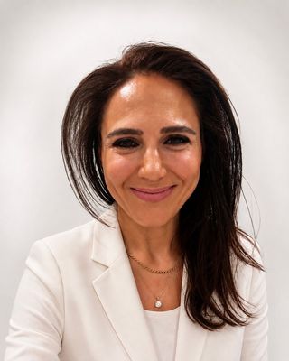 Photo of Navah Elyasian, Marriage & Family Therapist, EMDR, Certif, IFS