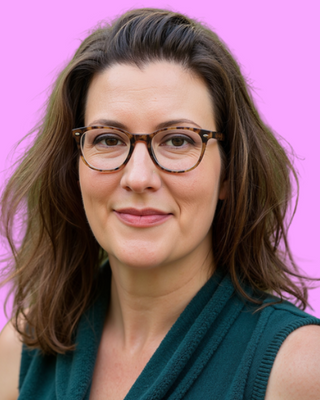 Photo of Sarah Hollingsworth, Psychiatric Nurse Practitioner, CRNP, PMH