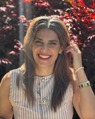 Photo of Vee Ghookasian - Vee Ghookasian - Somatic Therapist , Marriage & Family Therapist, LMFT