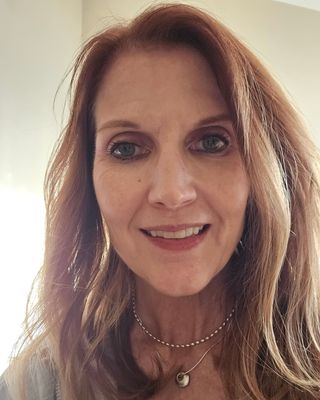 Photo of Kelli Stoffer, Clinical Social Work/Therapist, LIMHP, CMSW