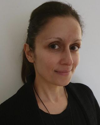 Photo of Sarah Morris, Psychotherapist, MA, HCPC-Drama Therap.