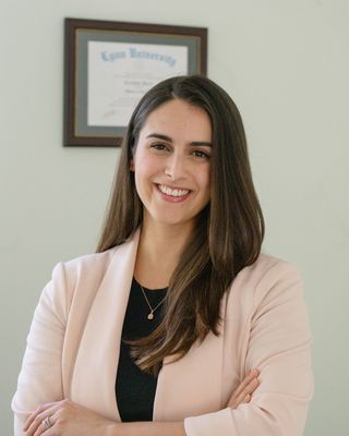 Photo of Carolina Meza, Pre-Licensed Professional, MS, RMHCI