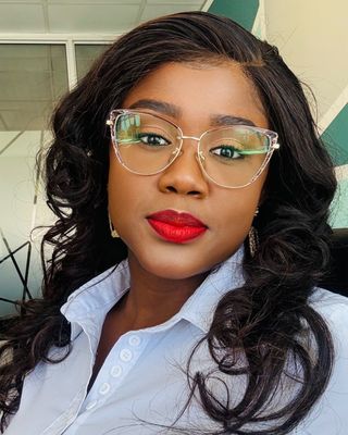 Photo of Sisanda Khoza, Psychologist, MSocSci, HPCSA - Ind. Psych.
