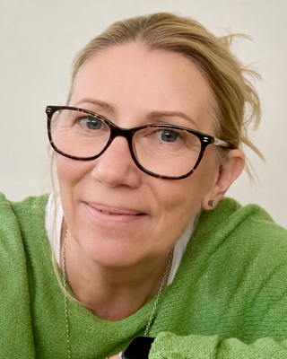 Photo of Fiona McKenzie, Counsellor, MNZAC