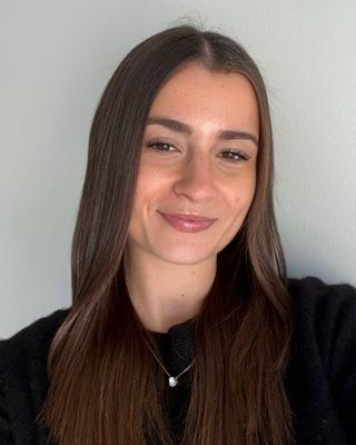 Photo of Regina Yakubov, Registered Psychotherapist (Qualifying), MACP