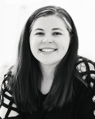 Photo of Amber Davis, Clinical Social Work/Therapist, LCSW