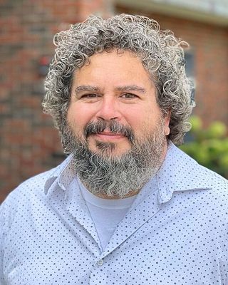 Photo of Leslie Perera, Marriage & Family Therapist, AMFT, CSAT-C, EMDR, ERCEM