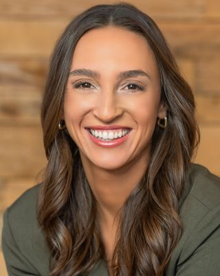 Photo of Cara Mueller, Psychiatric Nurse Practitioner, PMHNP