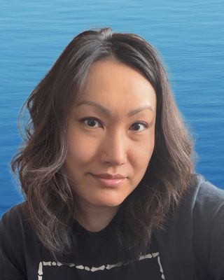 Photo of Vivian Lee, Registered Psychotherapist (Qualifying), MACP, MSc, BES