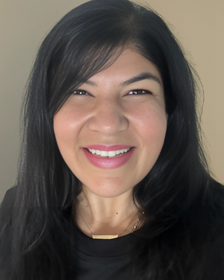 Photo of Renu Kohli, Pre-Licensed Professional, Hon BA, BEd, MEd