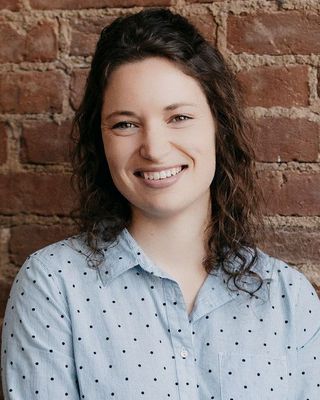 Photo of Shannon Koenigsfeld, Pre-Licensed Professional in Saint Louis, MO