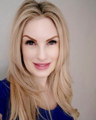 Photo of Jenna Andrews, Marriage & Family Therapist, MA, LMFT, CMLC