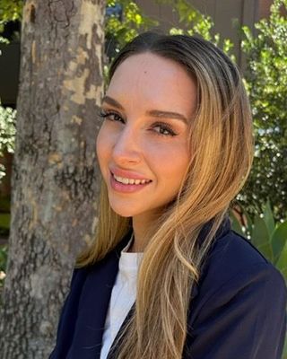 Photo of Roberta Kirchner, Marriage & Family Therapist Associate, AMFT