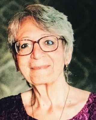 Photo of Kiki Kakoulidis, Counselor, LMHC