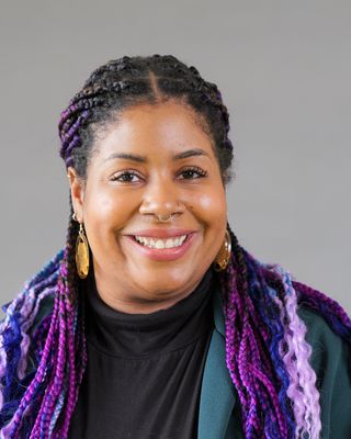 Photo of Dominique Creer, Marriage & Family Therapist Associate, AMFT, APCC