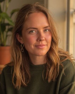 Photo of Janice Gill, Registered Social Worker, MSW, RSW, RYT200