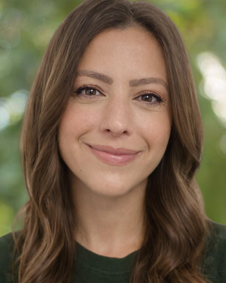 Photo of Veesta Mavandadi, Psychological Associate, MA, CPsych, Assoc