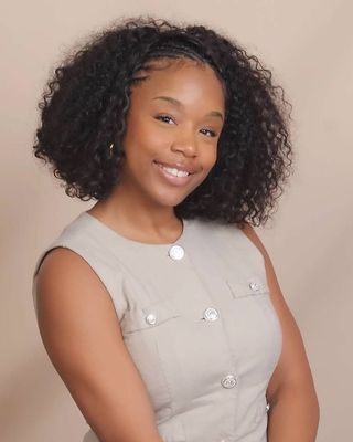 Photo of Taja Arnold, Marriage & Family Therapist Associate, MS, LAMFT