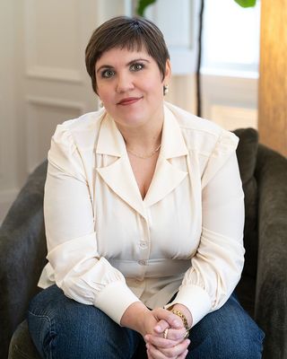 Photo of Daria Kaliman, Marriage & Family Therapist Associate, MA, AMFT