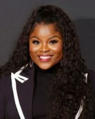 Photo of Shabrell Parker, Clinical Social Work/Therapist, LICSW