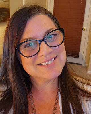 Photo of April Joy Rosenberg - April Rosenberg, LICSW, Clinical Social Work/Therapist, MSW, LICSW
