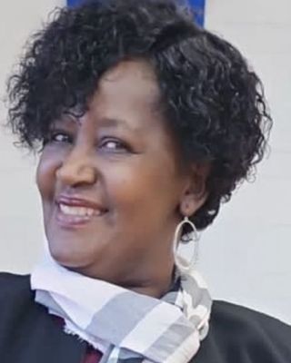 Photo of Lilian Shonhiwa, Registered Psychotherapist (Qualifying), MACP, MBA, BBA, SSW
