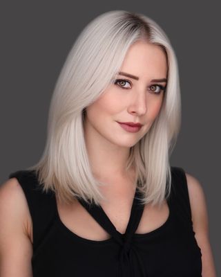 Photo of Allie Huggins, Registered Psychotherapist, MC, RCC