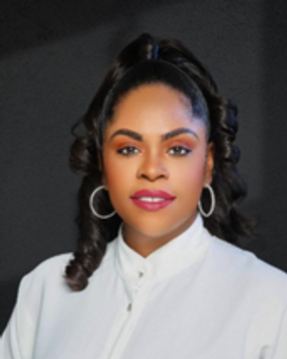 Photo of Murla Ecclesiaste, Psychiatric Nurse Practitioner, PMHNP